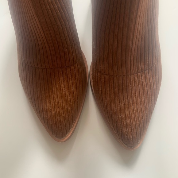 Steven by Steve Madden ribbed sock booties - Picture 2 of 6